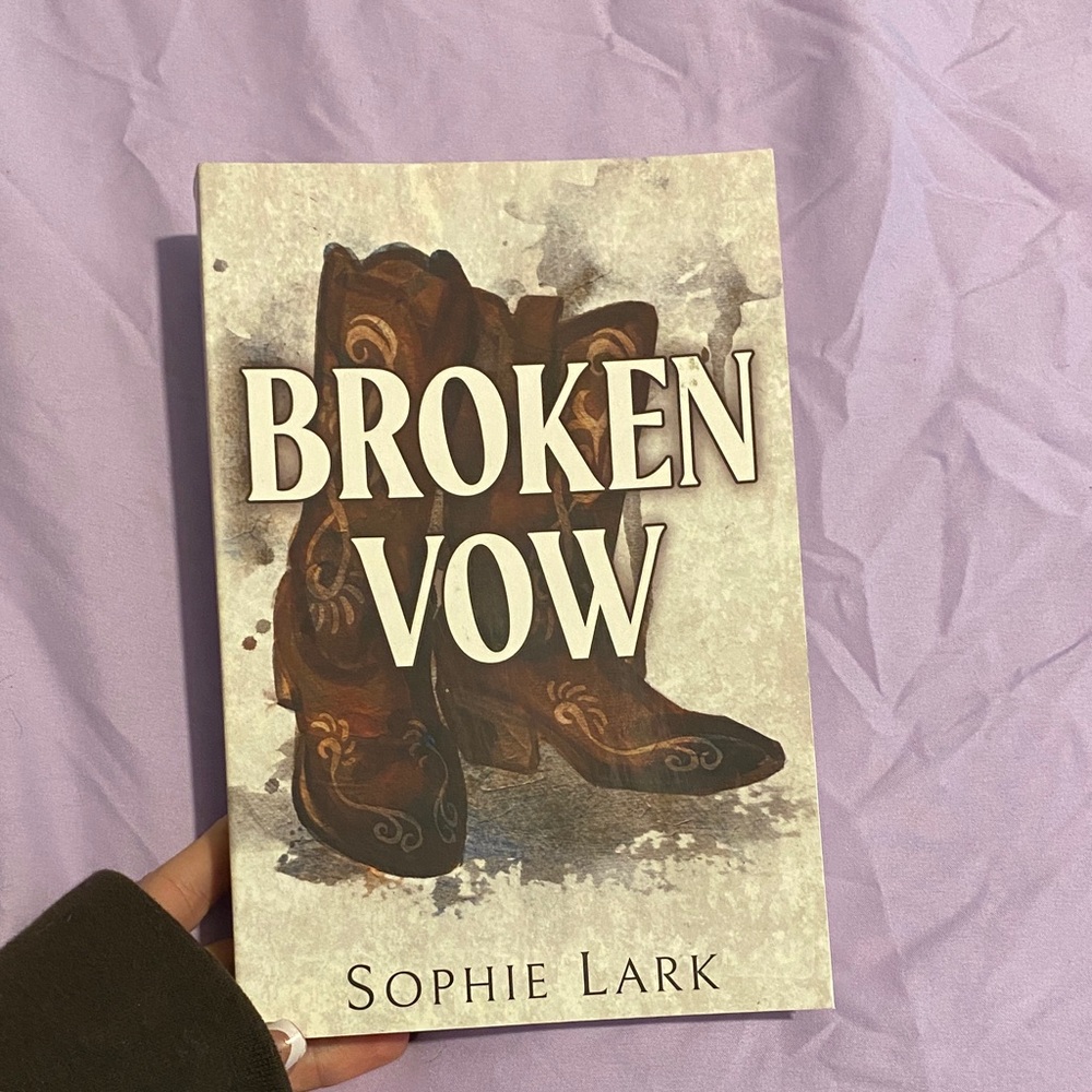 Bloom 'Broken Vow' Book with Cream Cover